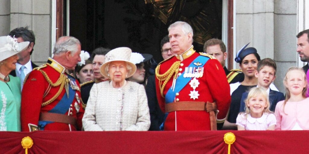 QueenElizabethAndPrinceAndrewLondonUk8june2019-Meghan - Alt om kendte Redaktionel Kreditering Lorna Roberts Shutterstockcom