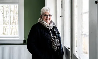 Ejendomsmægler Jonna Harboe Viser Rundt I Baronessens Hus Foto Mette Mørk