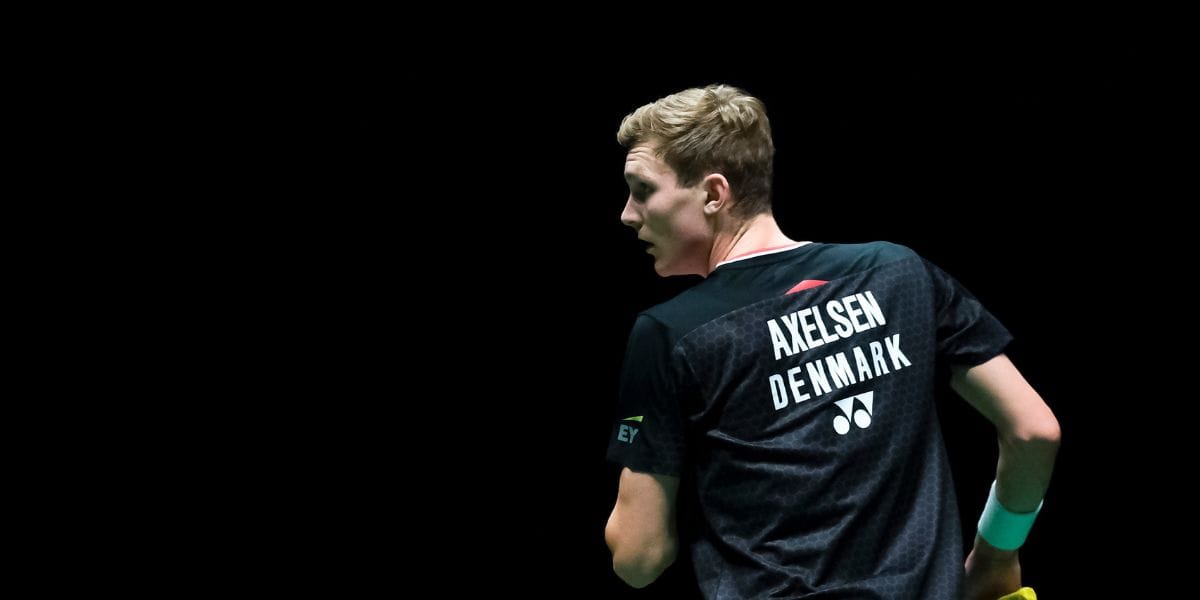 Viktor Axelsen deler værst tænkelige besked: Trækker sig