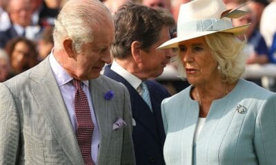 Kong Charles Og Dronning Camilla