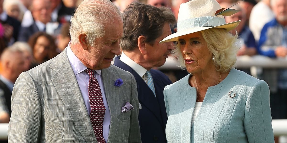 Kong Charles Og Dronning Camilla