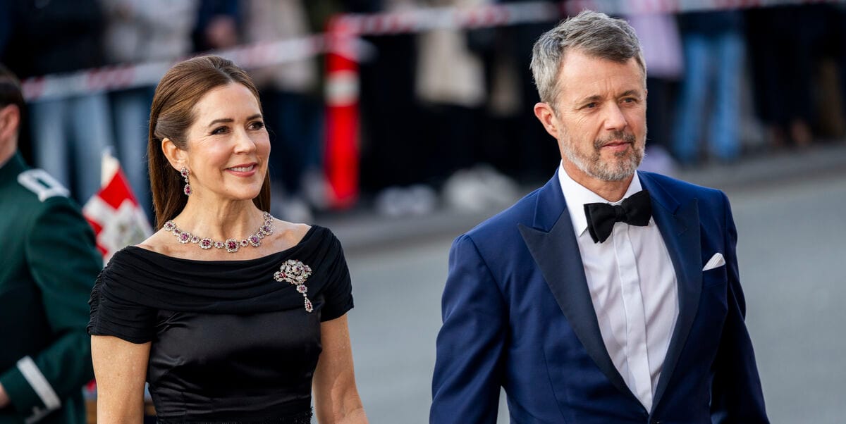 Prinsesse Isabellas 18-års fødselsdag fejres Dronning Mary Kong Frederik Kong Frederik X Prinsesse Isabella - Alt om kendte Prinsesse Isabellas 18 års Fødselsdag Fejres Dronning Mary Kong Frederik Kong Frederik X Prinsesse Isabella