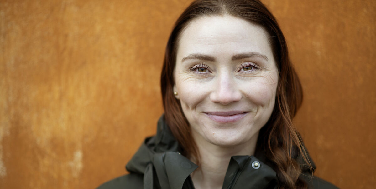 Stephanie Léon har mere end et job: Dette laver hun ved siden af skuespillet