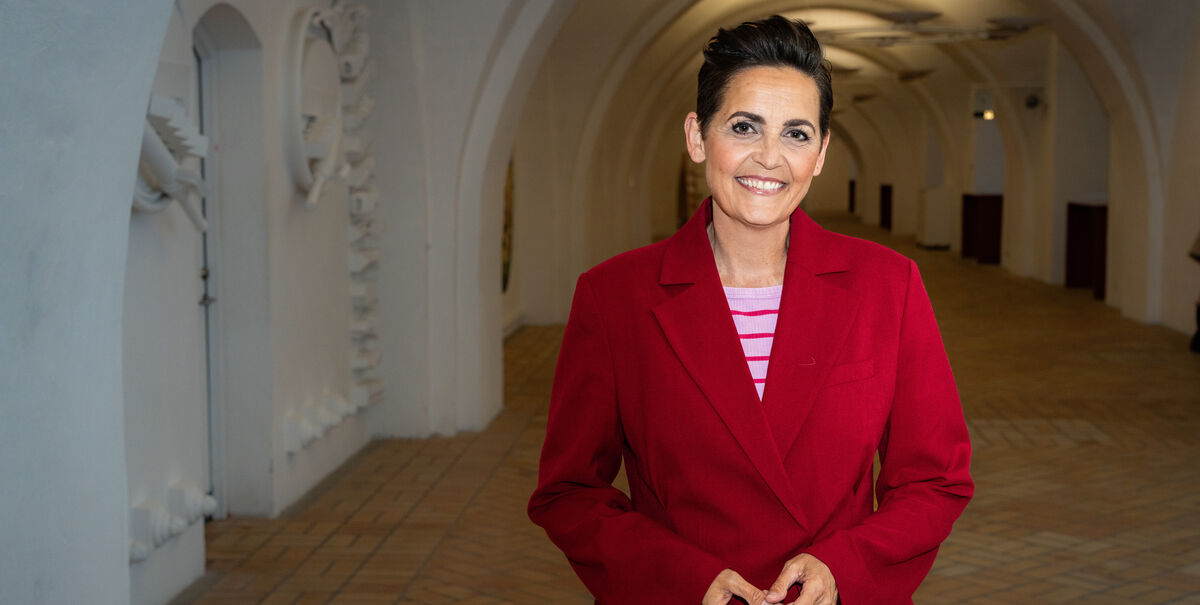 Pia Olsen Dyhr - Alt om kendte Pia Olsen Dyhr
