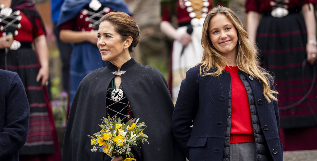 Kongeparret på officielt besøg på Færøerne Dronning Mary Kongeparret Prinsesse Josephine - Alt om kendte Kongeparret På Officielt Besøg På Færøerne Dronning Mary Kongeparret Prinsesse Josephine