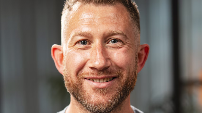 Sonny - Alt om kendte Sonny