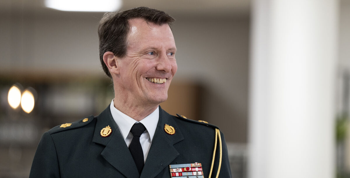 Prins Joachim Og Forskningsminister Indvier Satellitfabrik Prins Joachim