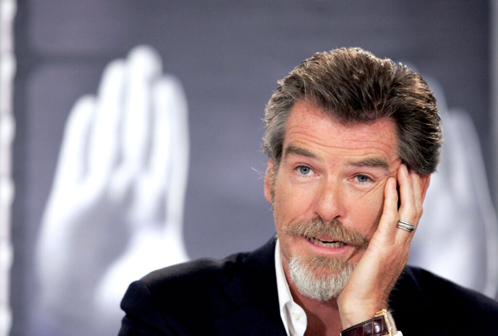Piercebrosnanatthepressconferenceforthematadorpremiere