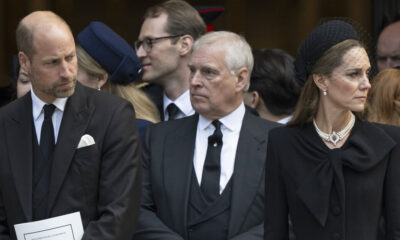 Prince Andrew Forced to Relinquish Titles Kate Middleton Prins Andrew Prins William Sarah Ferguson