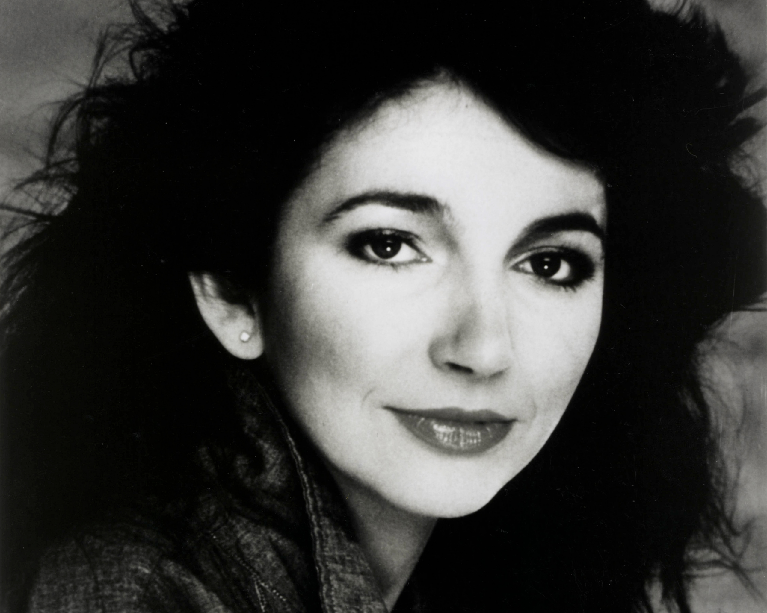 Kate bush 1985 publicity photo