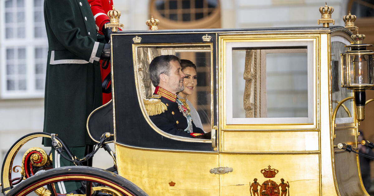 Kong Frederik Og Dronning Mary Kongelig Karet