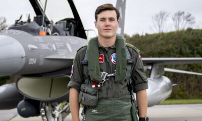 Kronprins Christian Er Med Ombord På F16 Fly Kronprins Christian Prins Christian