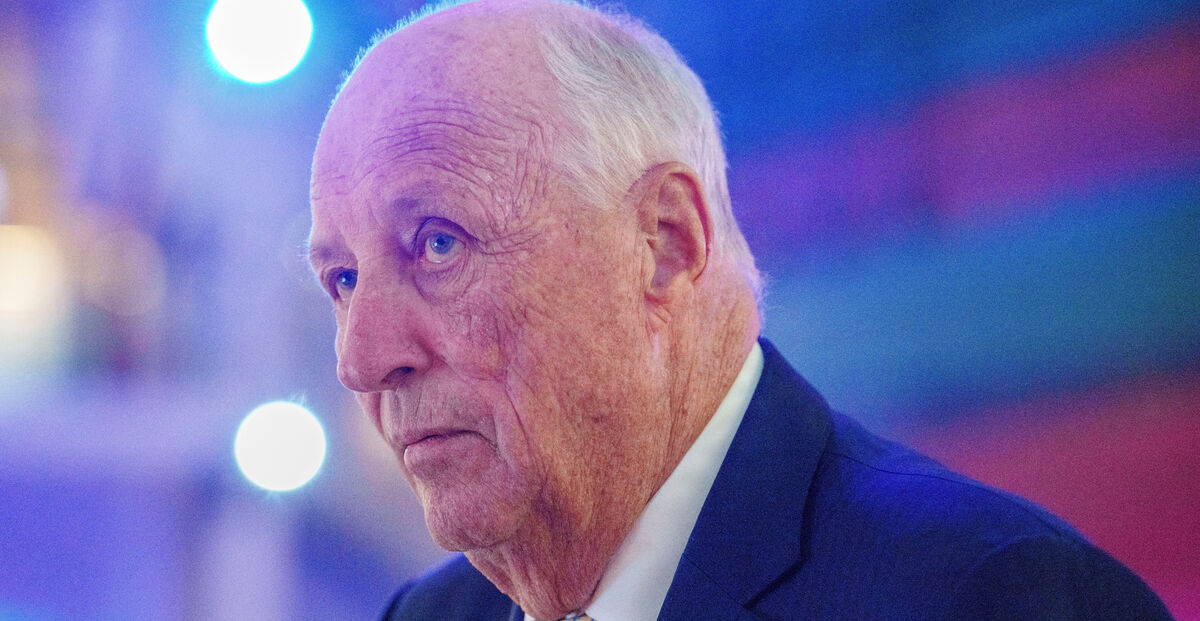 King Harald marks the 100th anniversary of the Fram Committee Kong Harald - Alt om kendte King Harald Marks the 100th Anniversary of the Fram Committee Kong Harald