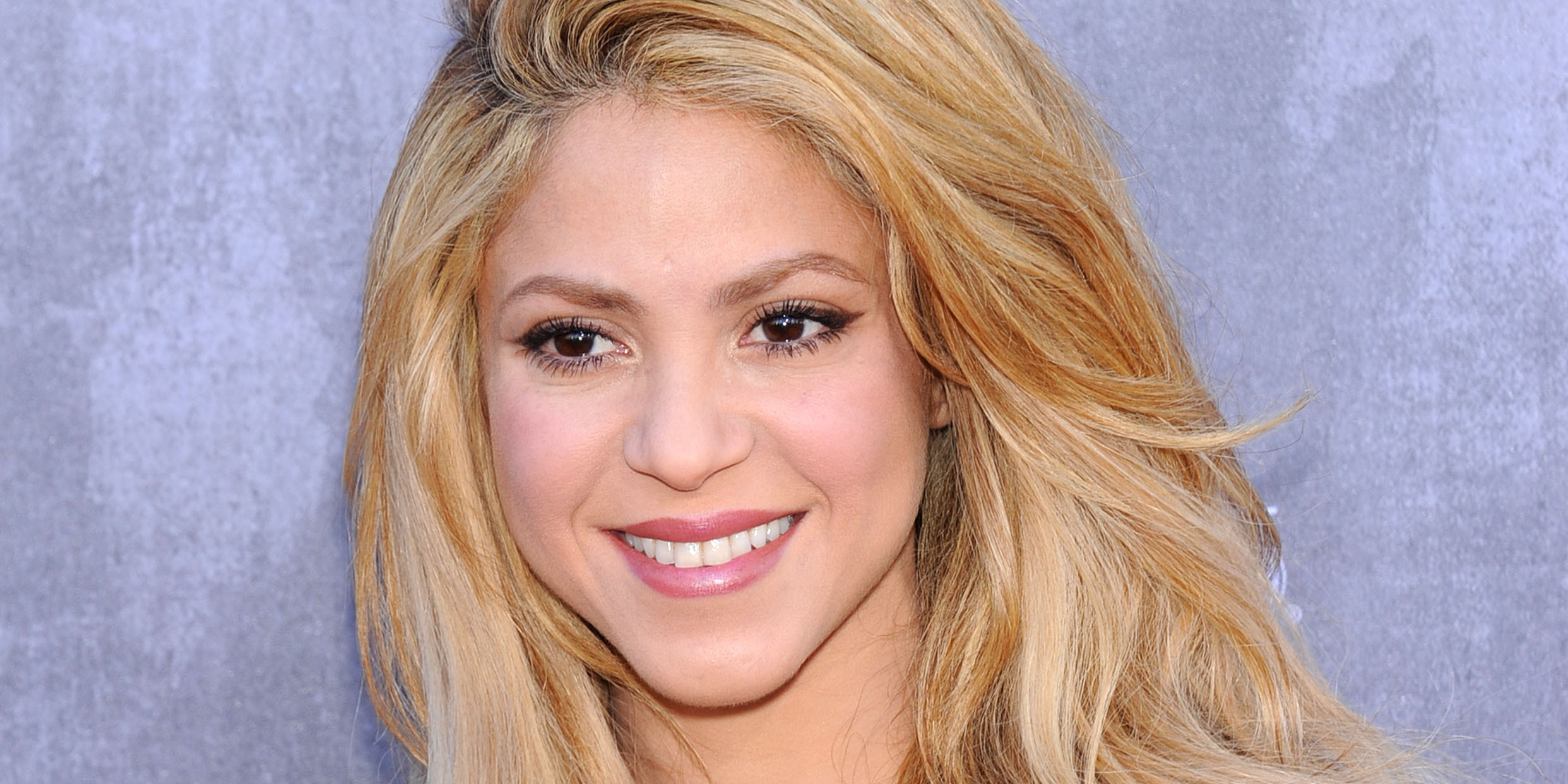 Chok på scenen: Shakira styrter midt i koncerten