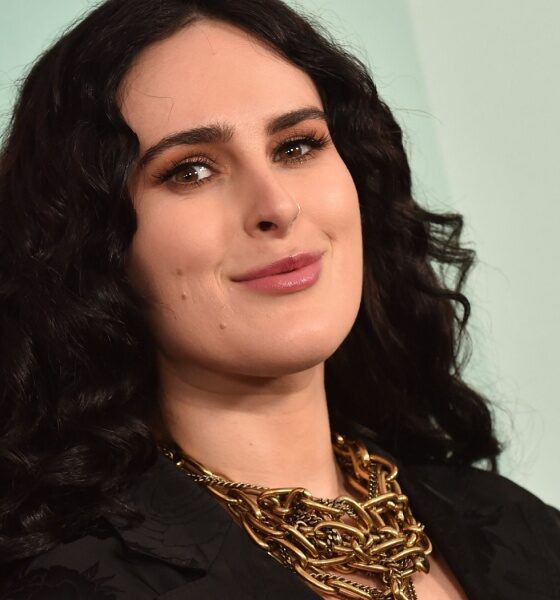 Shutterstock 1528472594