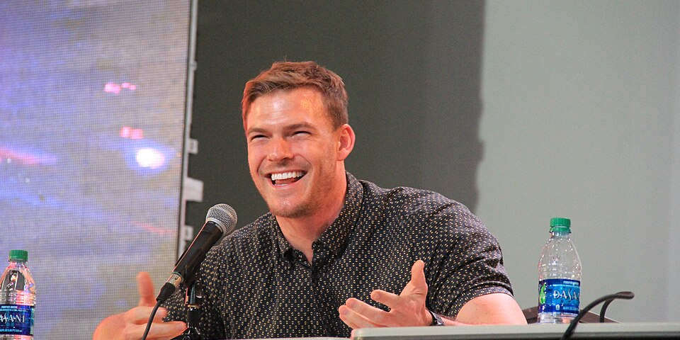 Alan Ritchson