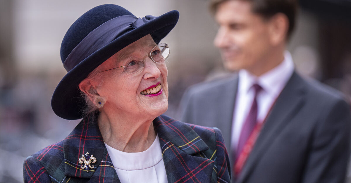 Folketingets åbning 2025 Kongefamilien ankommer Kongefamilie Kongefamilien - Alt om kendte Folketingets åbning 2025 Kongefamilien Ankommer Kongefamilie Kongefamilien