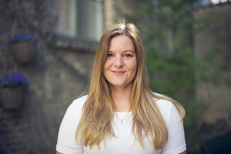 Nu vender Gift ved første blik tilbage: Her er deltagerne 32