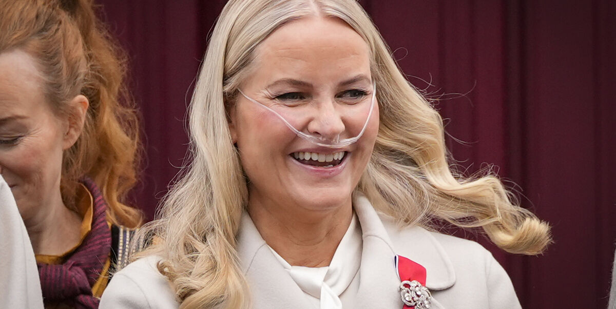 Sygdom og skandaler koster dyrt: Mette-Marit dømmes hårdt af det norske folk 26